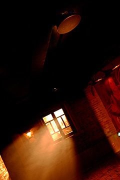 “不眠之夜”在上海上演，采用狗万商用安装系统